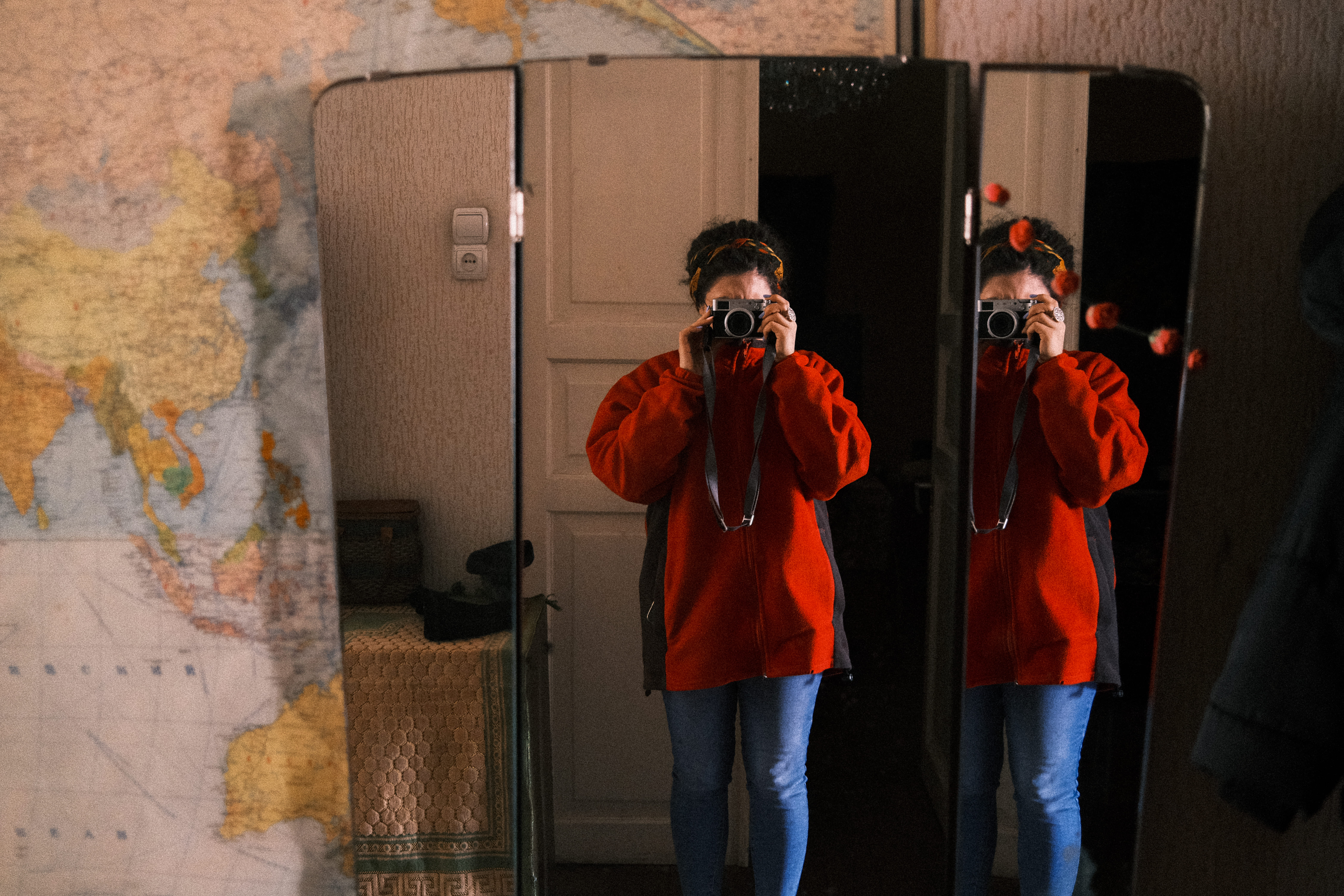 Self-portrait in my mom&rsquo;s jacket.

This photo essay was produced as part of the workshops led ...