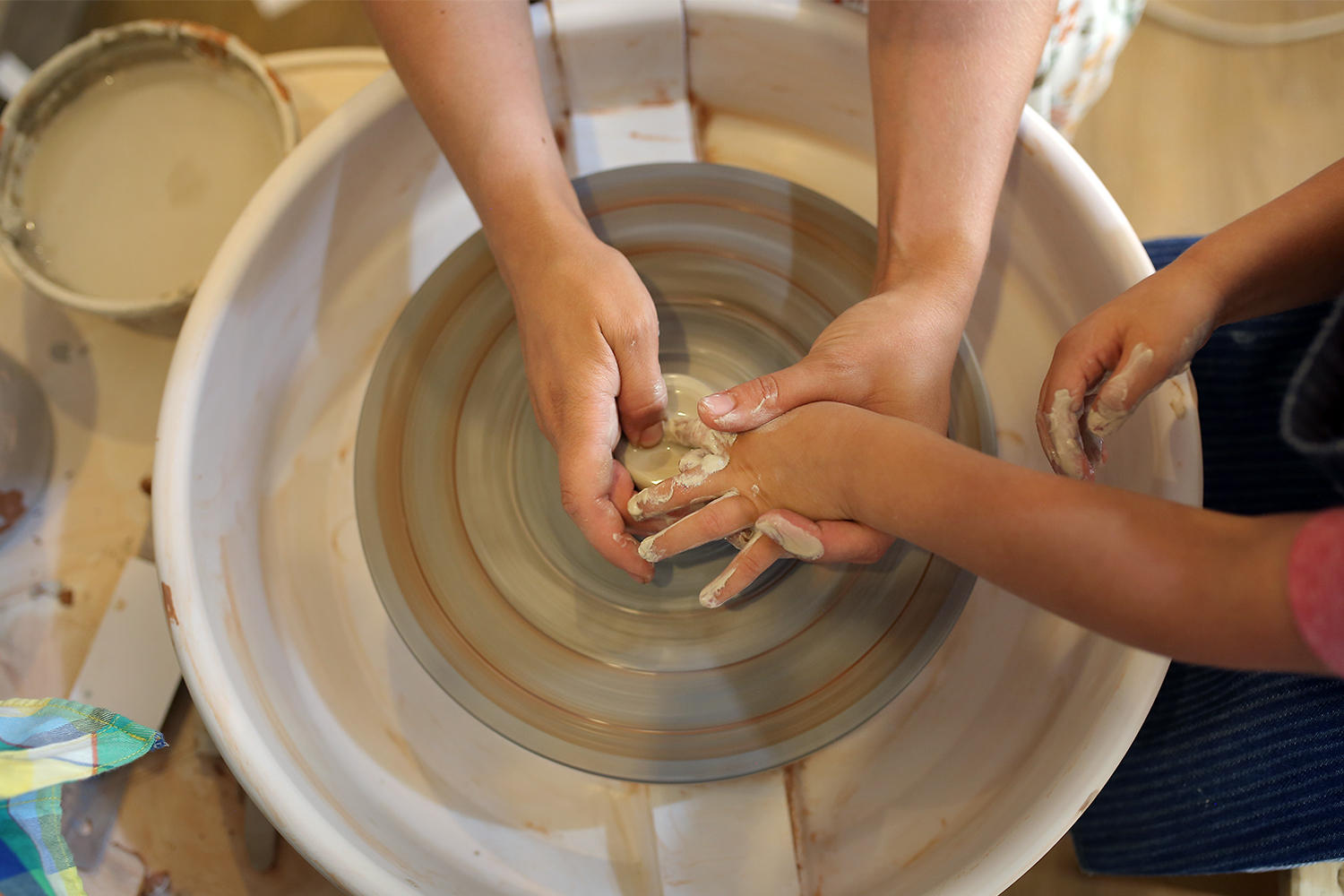 4:39 Nana has been working with pottery since she was 13. By age 17, she was already teaching and sh ...